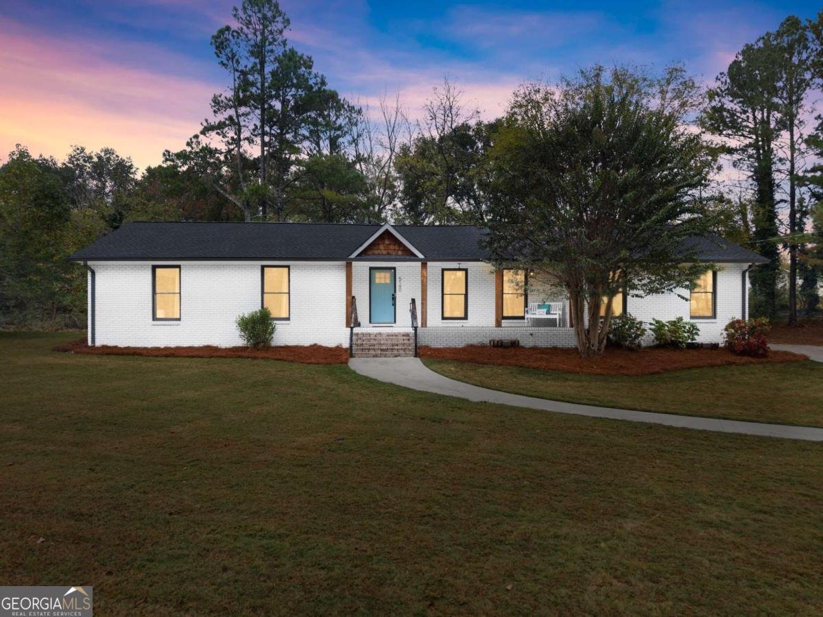 5190 Spot Road Cumming - 2