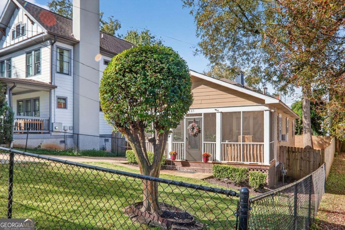 985 Farrington Place Atlanta - 15