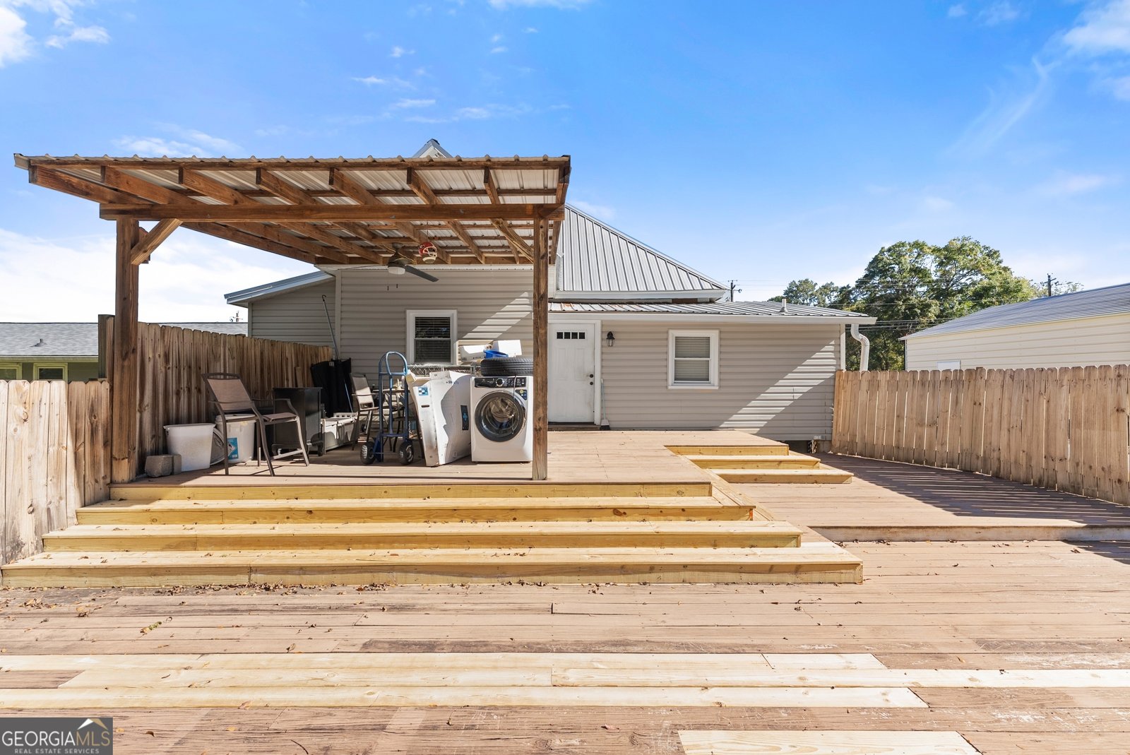 763 State Street Commerce - 26