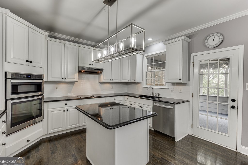 1495 Mill Place Drive Dacula - 19