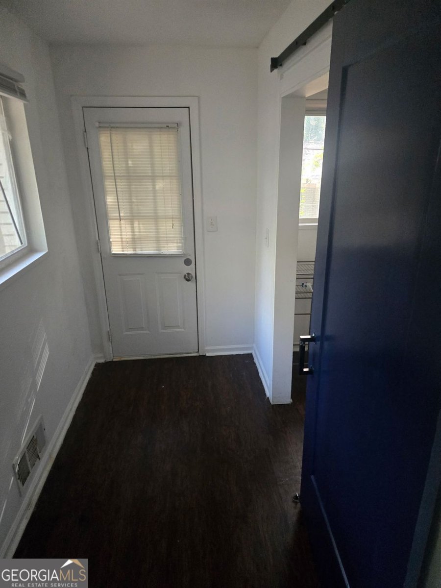 3226 Cloverhurst Drive East Point - 2