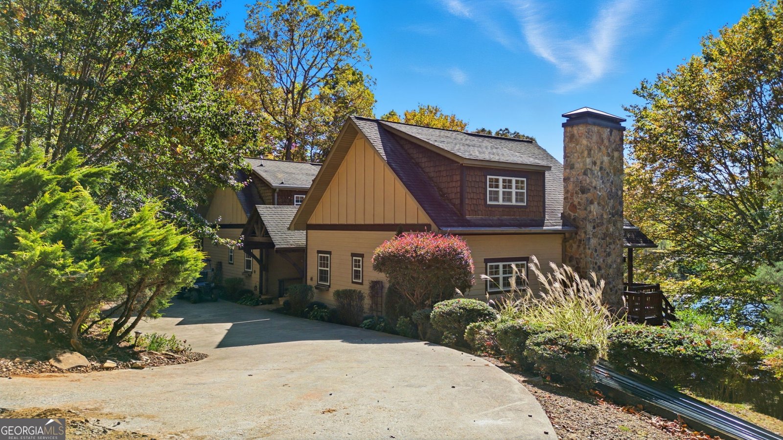 2003 Bend Of The River Road Hiawassee - main photo