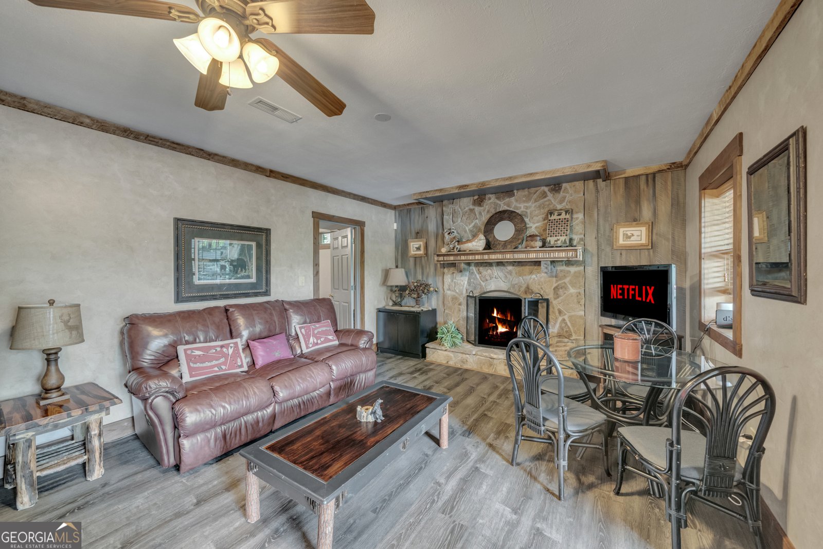 2003 Bend Of The River Road Hiawassee - 34