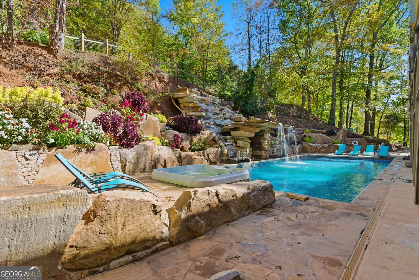 2003 Bend Of The River Road Hiawassee - 75