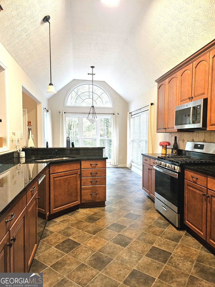 140 Rockglen Court Fayetteville - 8