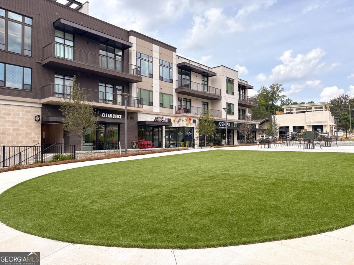 1065 Arbor Trace Brookhaven - 19