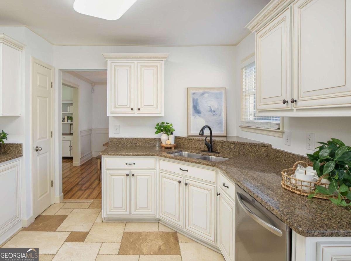 4181 Keheley Drive Marietta - 8