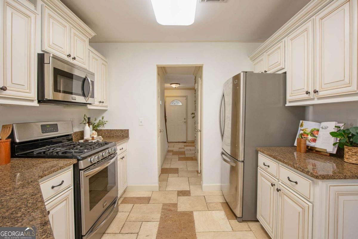 4181 Keheley Drive Marietta - 9