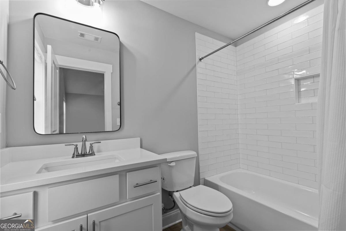 1151 Legend Drive Greensboro - 18