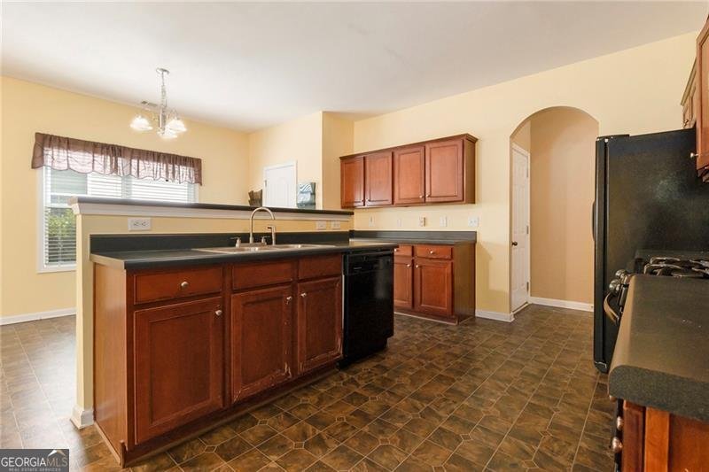 4327 Shamrock Drive Atlanta - 23