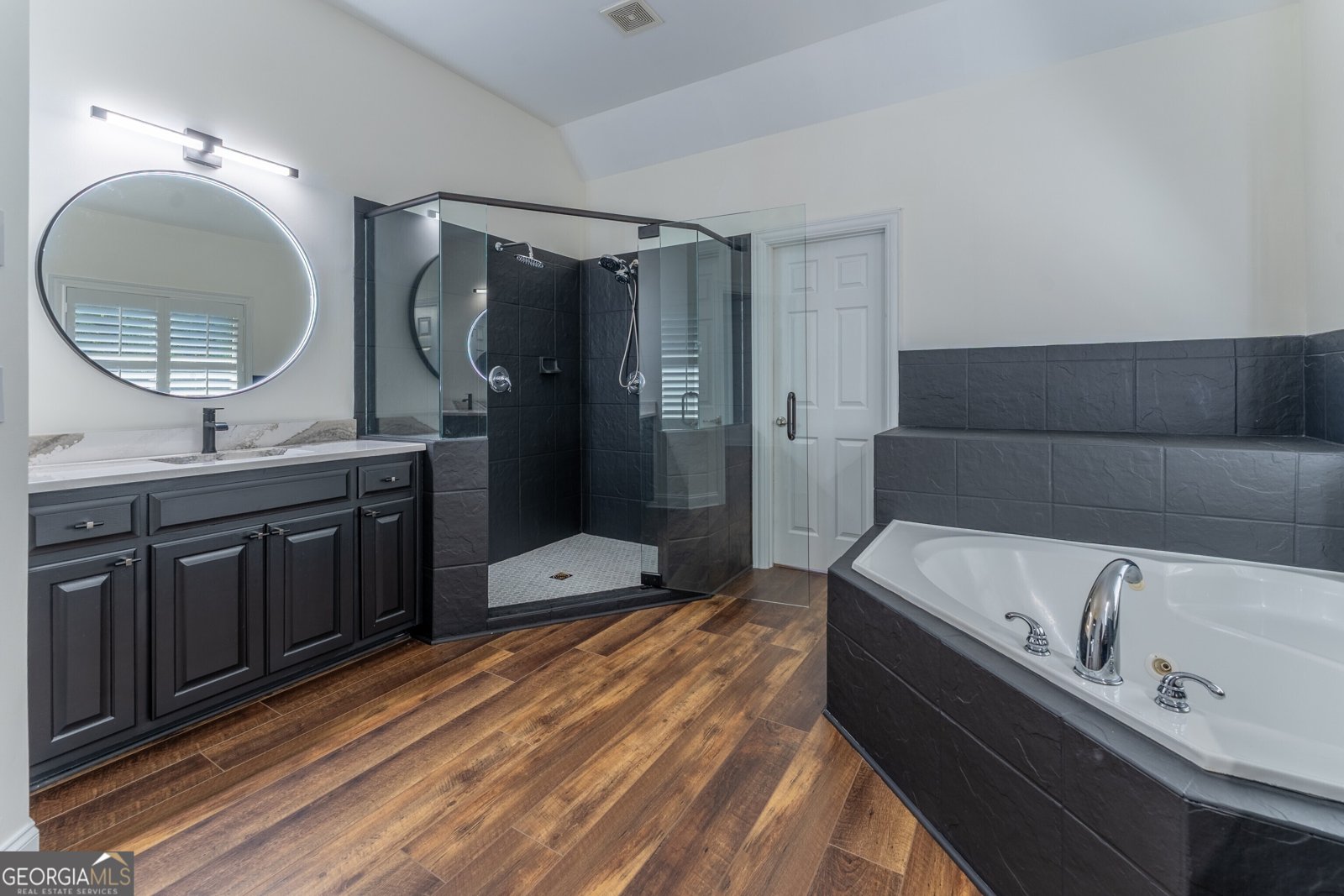 5885 Trailwood Court Suwanee - 22