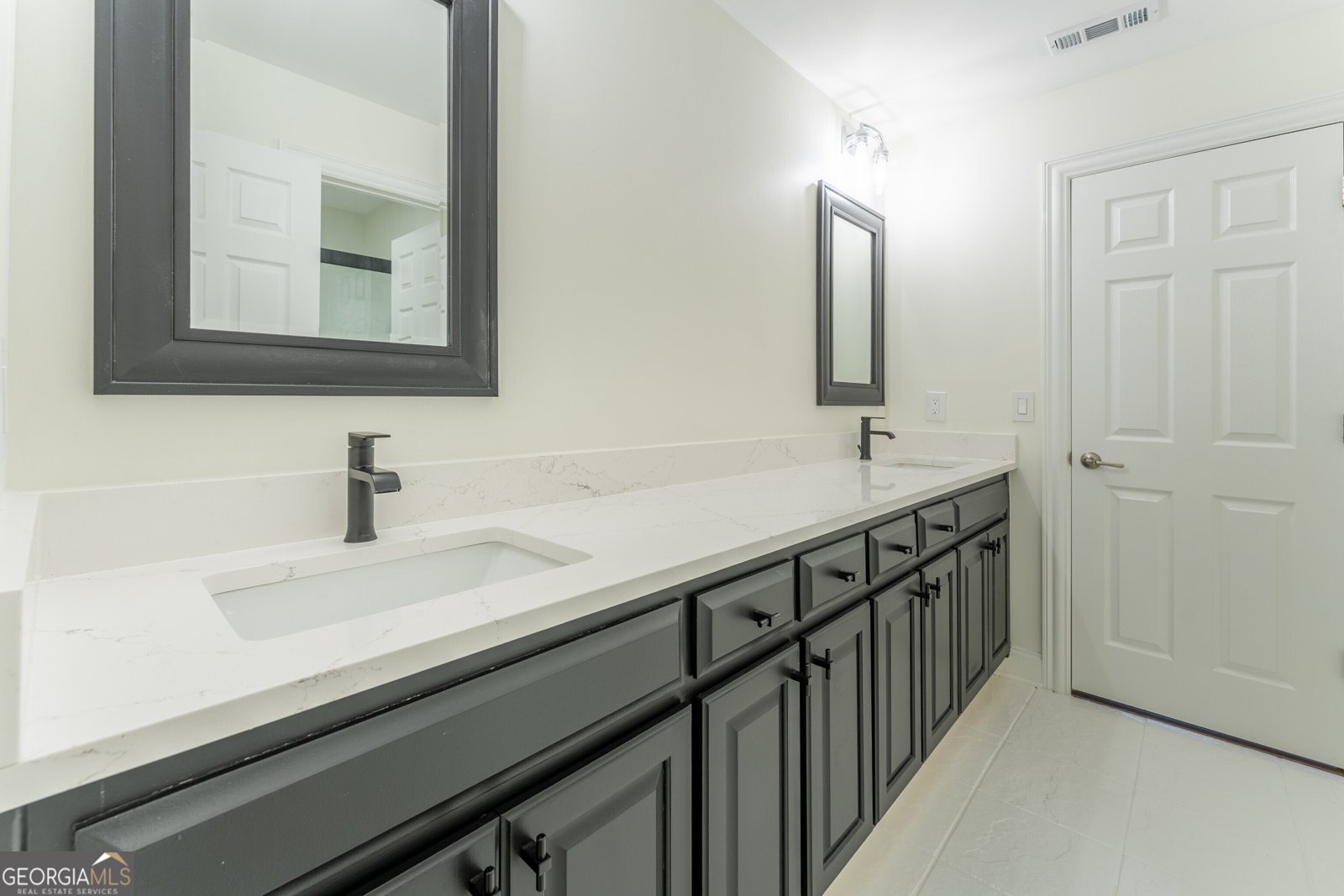 5885 Trailwood Court Suwanee - 5