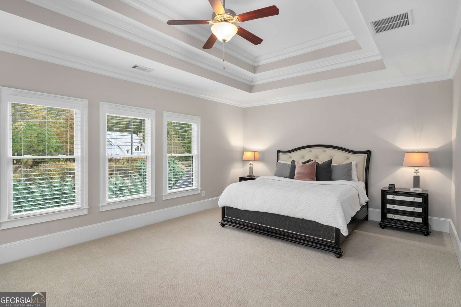 143 Nakomis Place Milton - 4