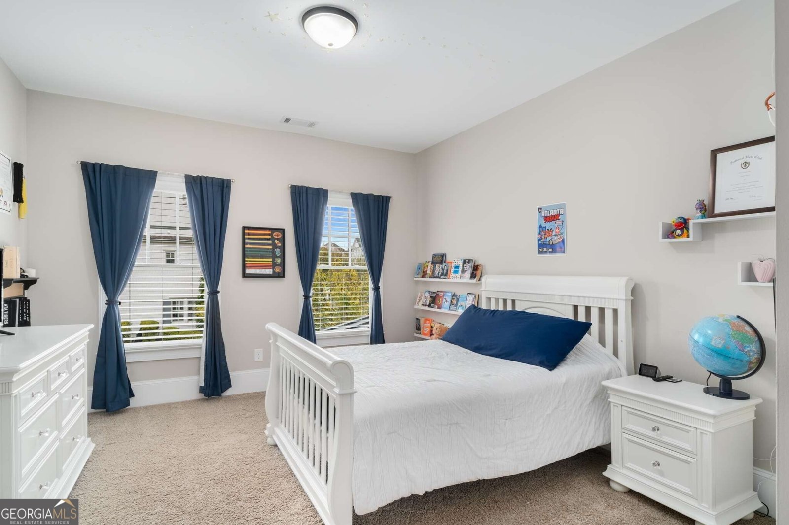 143 Nakomis Place Milton - 40