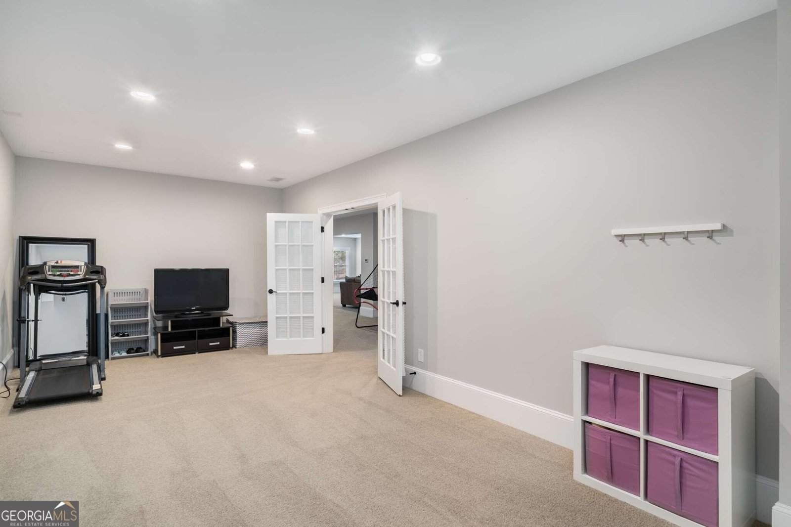 143 Nakomis Place Milton - 52