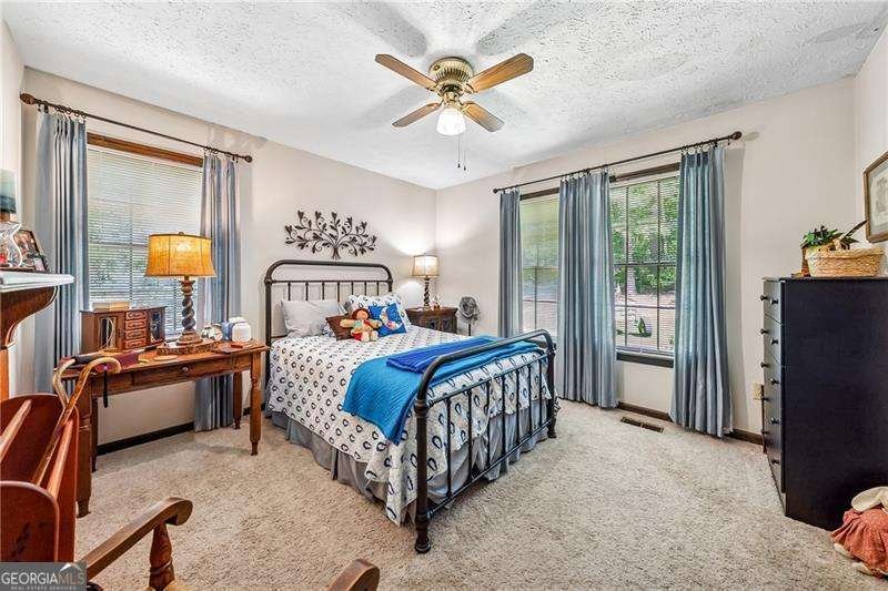 315 Rhine Road White - 6