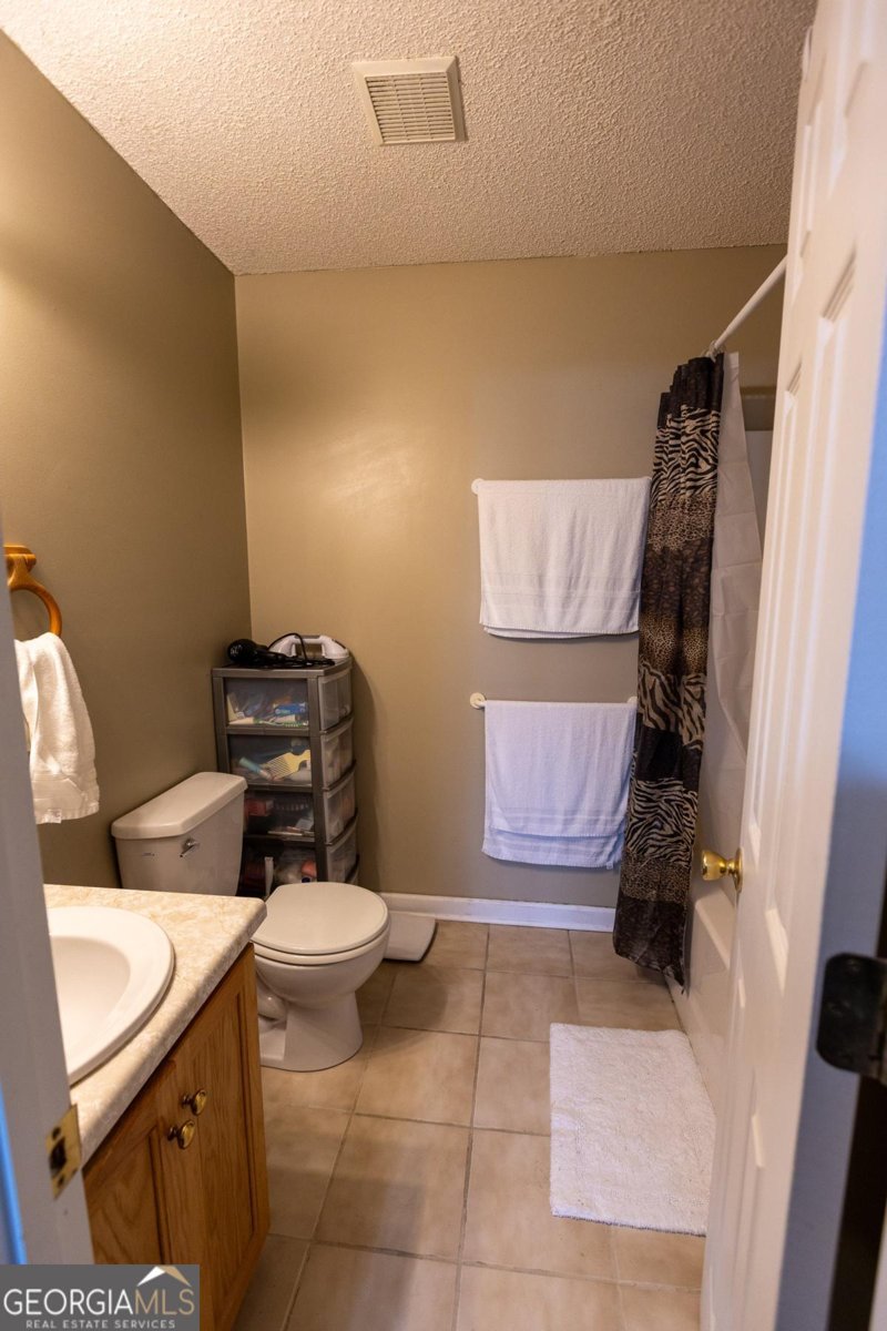 251 Tucker Hollow Road Calhoun - 29