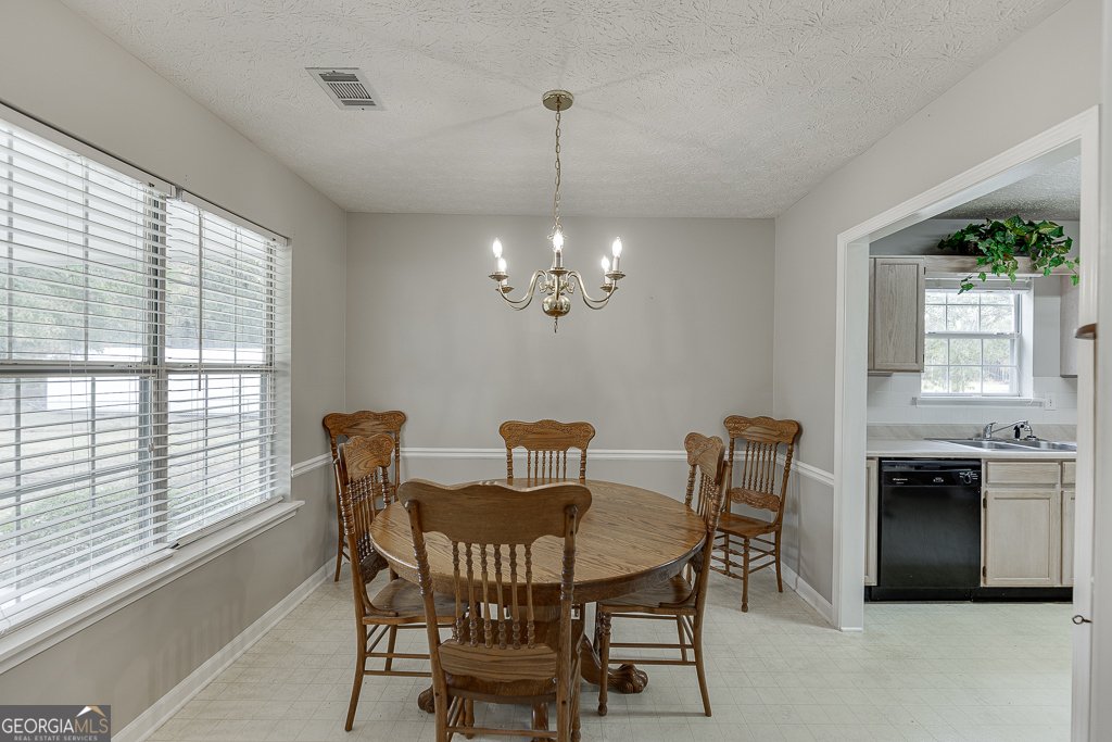 3519 Cook Road Loganville - 11