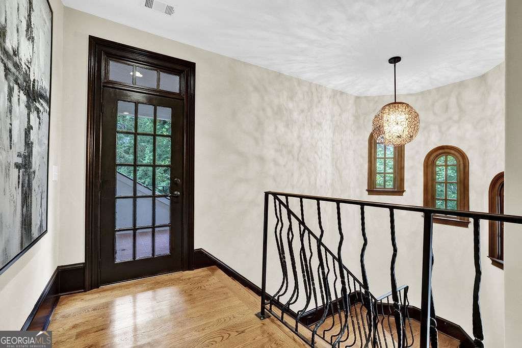 2636 Dobbs Circle Atlanta - 3