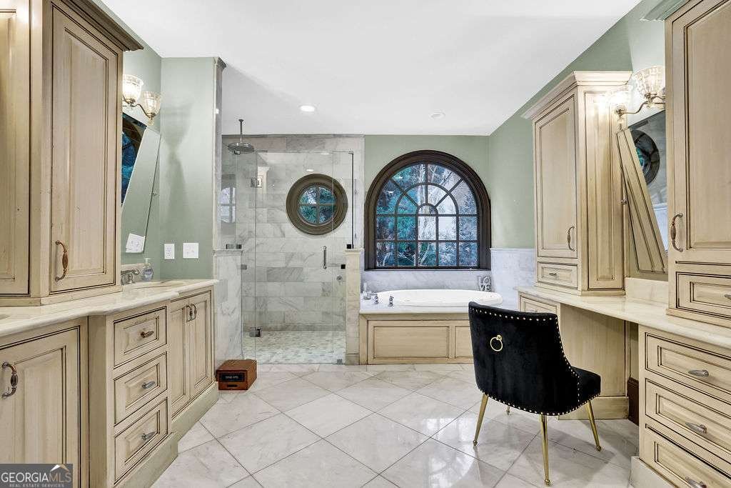 2636 Dobbs Circle Atlanta - 9