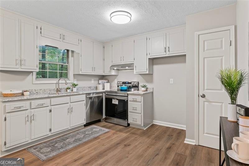 3881 BENTLEY Drive Douglasville - 12