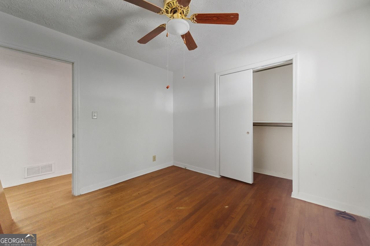 5839 Lakeshore Buford - 17