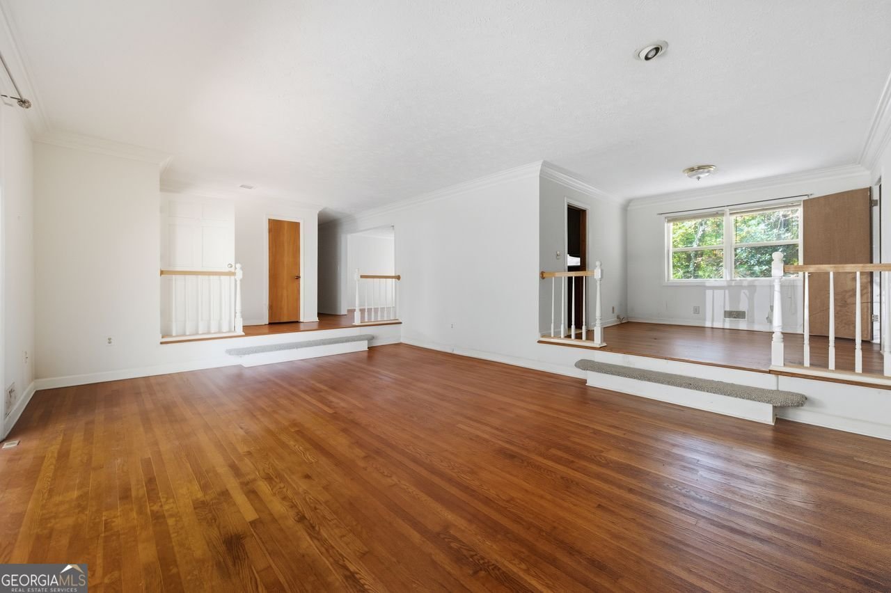 5839 Lakeshore Buford - 9