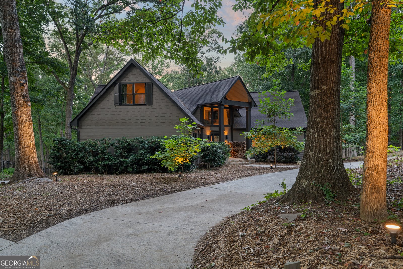 6680 Woodlake Drive Flowery Branch - 10