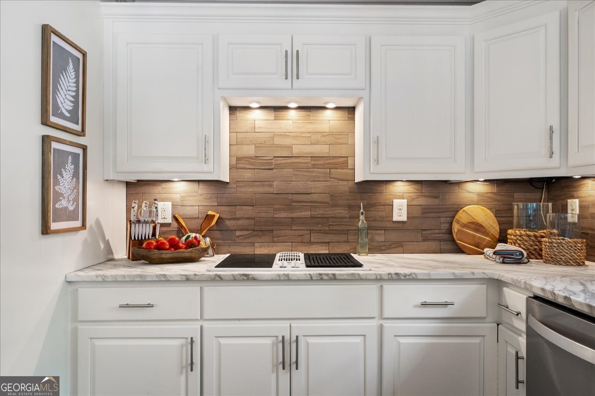 6680 Woodlake Drive Flowery Branch - 49