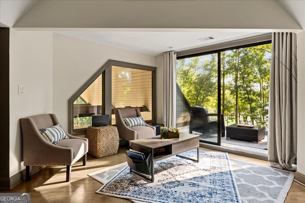 6680 Woodlake Drive Flowery Branch - 65