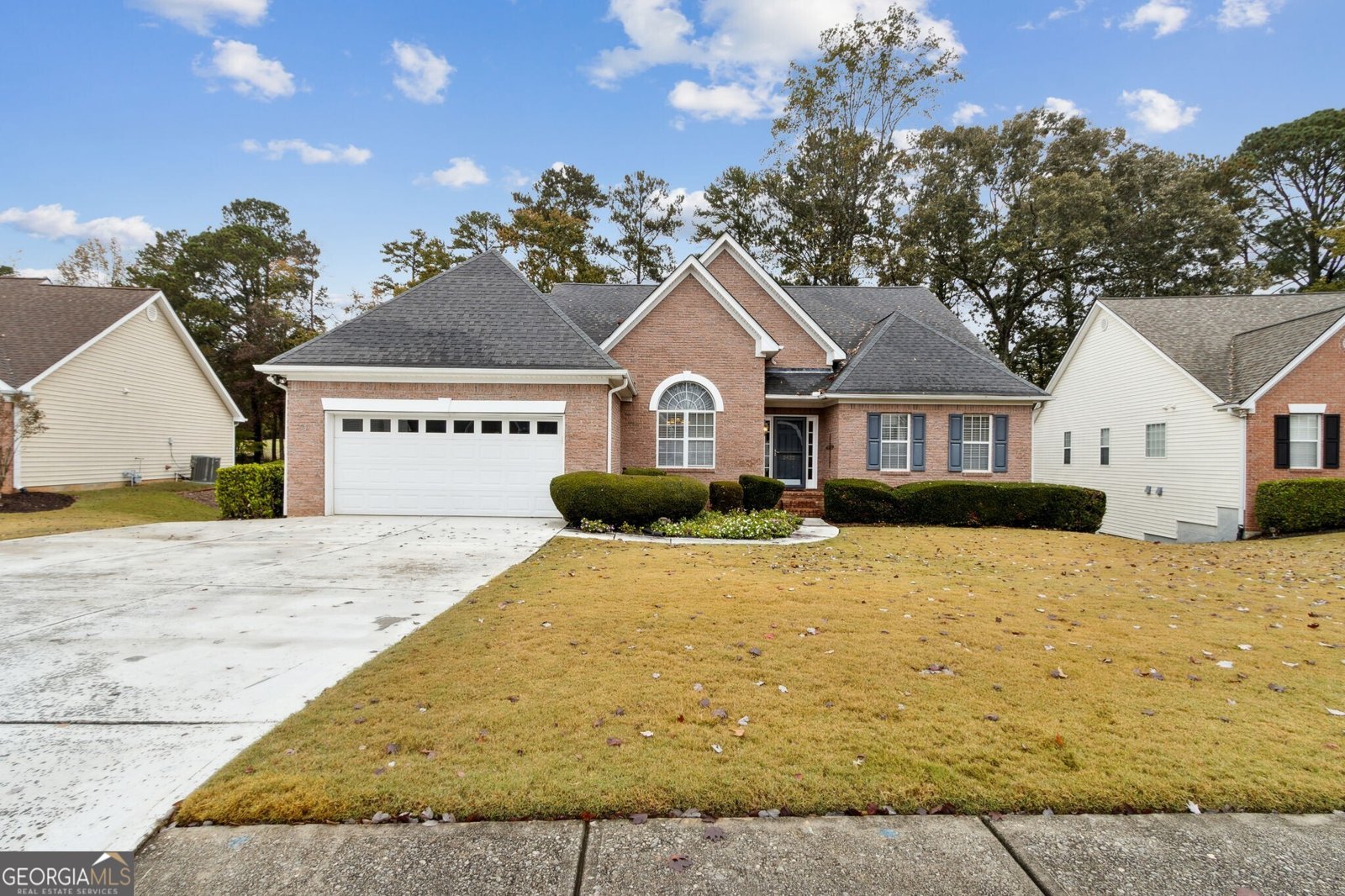 2422 Oak Bluff Drive Dacula - 2