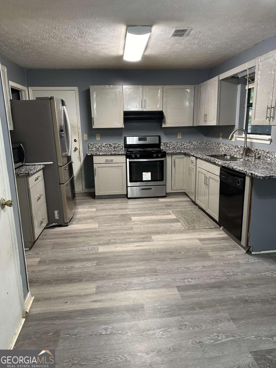 5277 Rosestone Drive Lilburn - 5