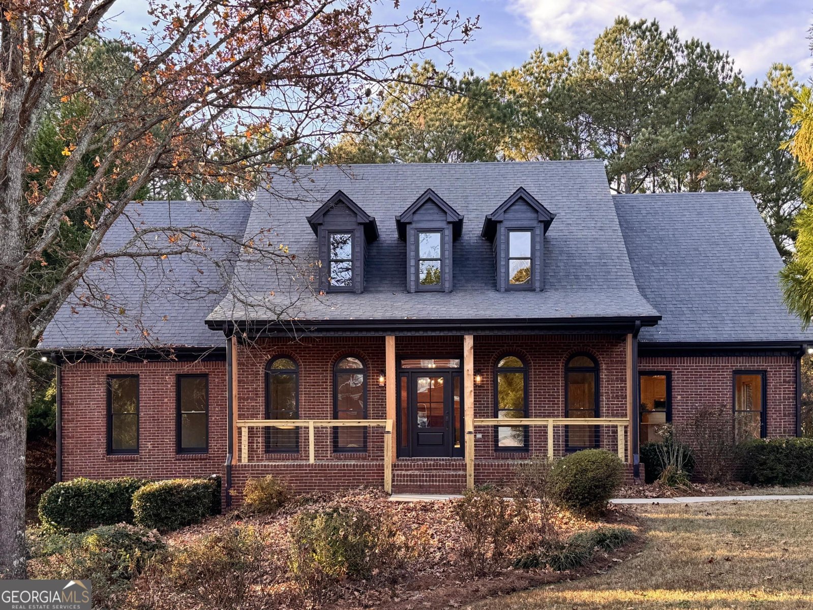 1210 Lancelot Court Loganville - 1