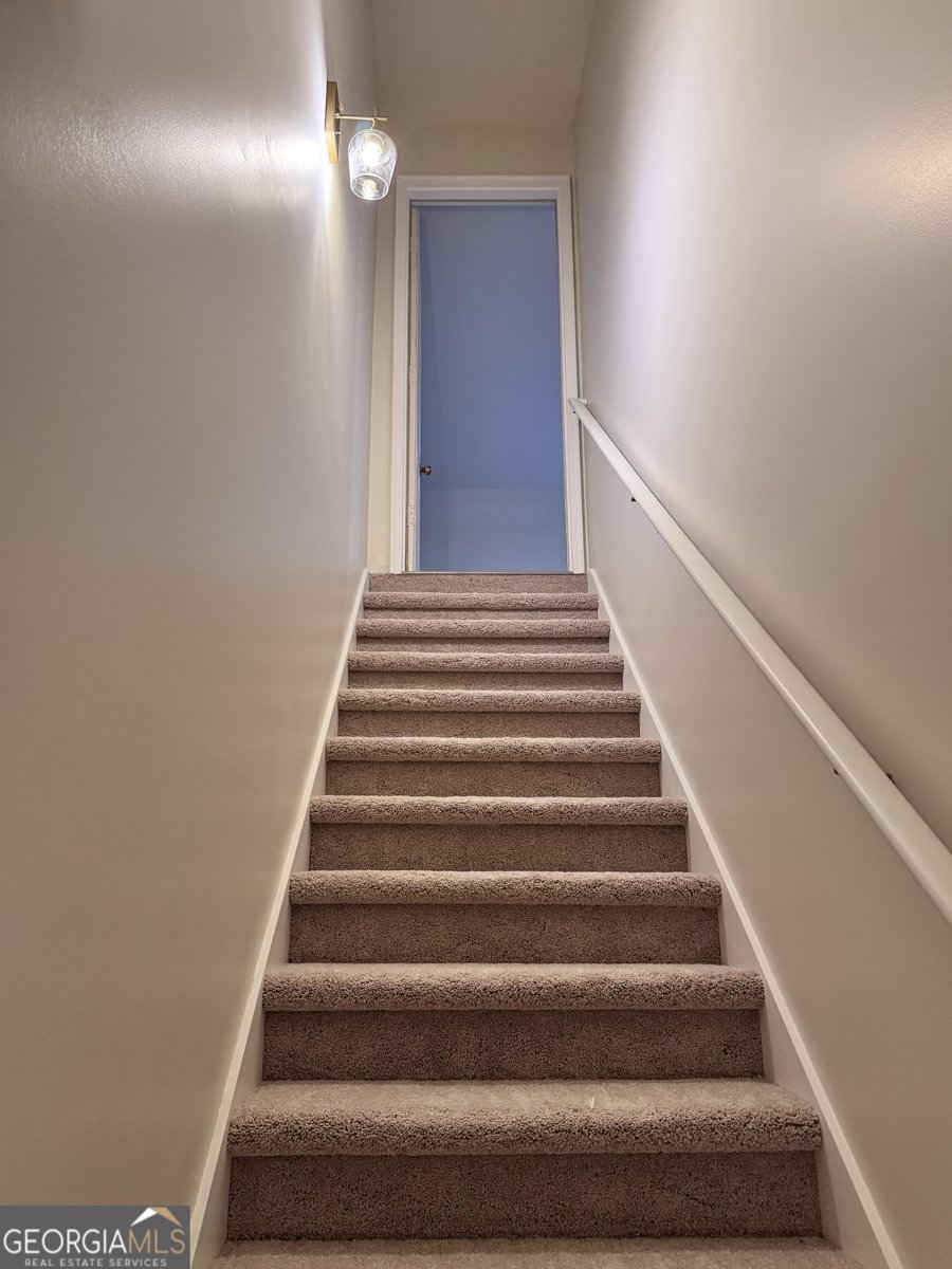 1210 Lancelot Court Loganville - 38