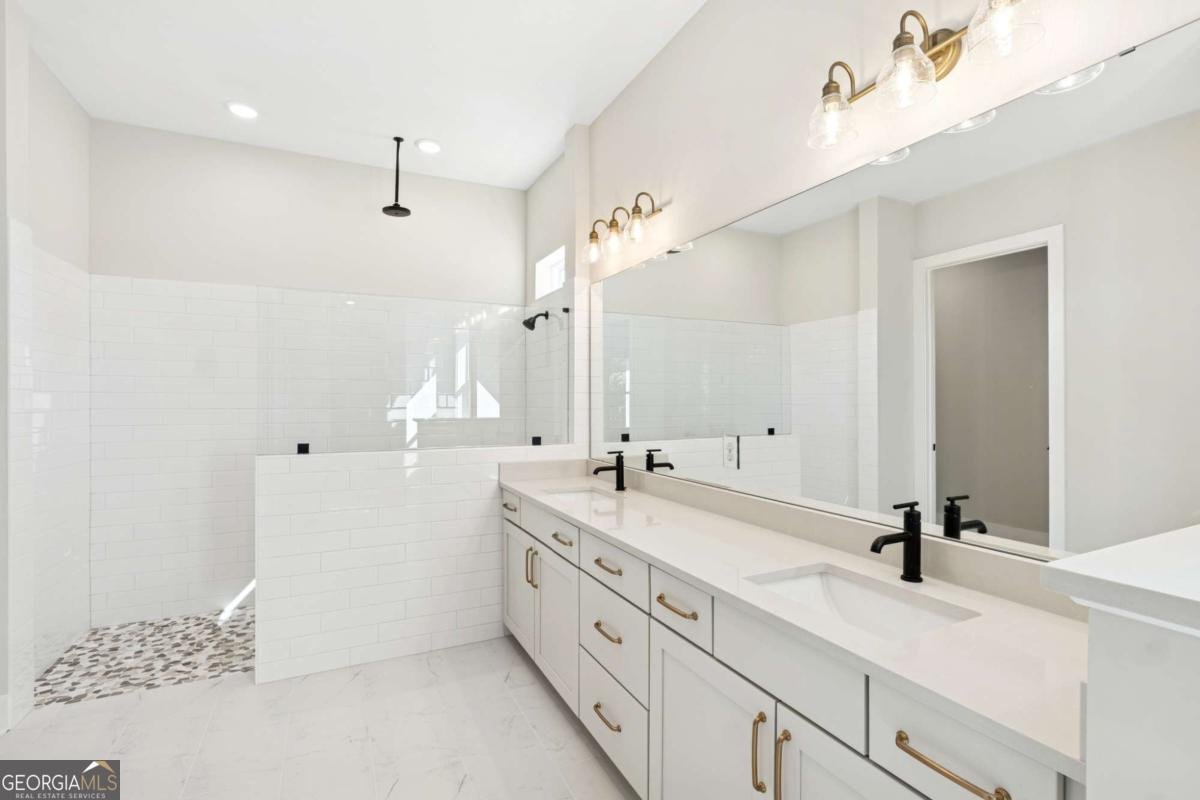 568 Barnfield Way Dallas - 16