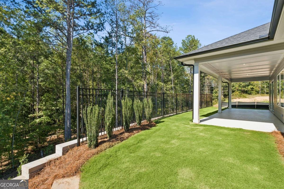 568 Barnfield Way Dallas - 2