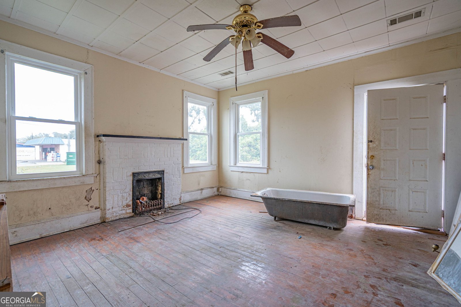 400 Main Street Swainsboro - 22