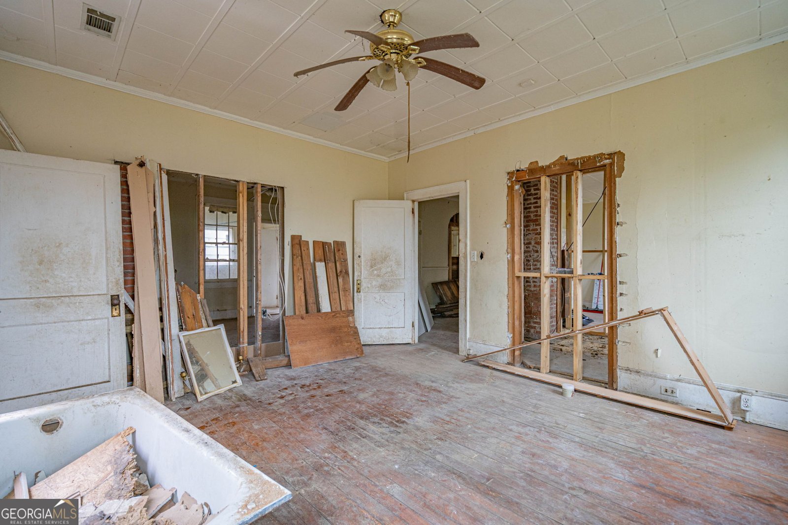 400 Main Street Swainsboro - 24