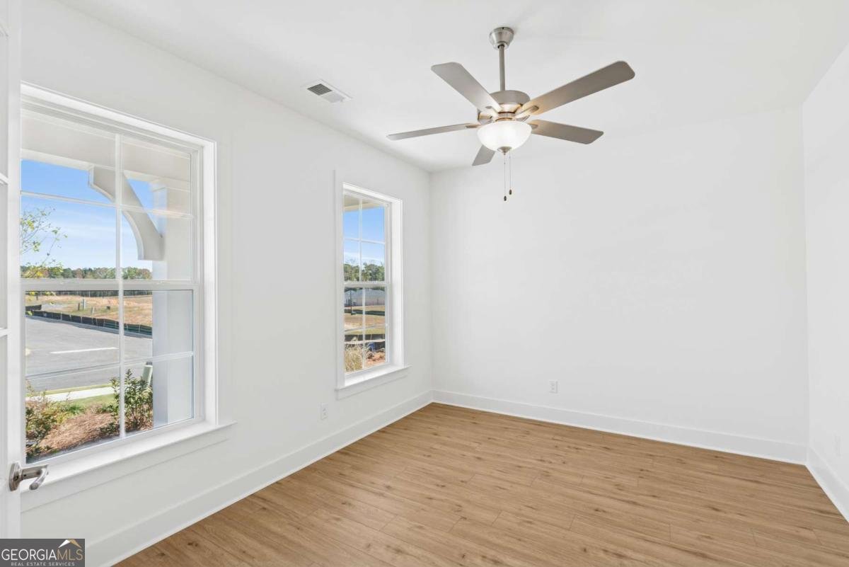 580 Barnfield Way Dallas - 6