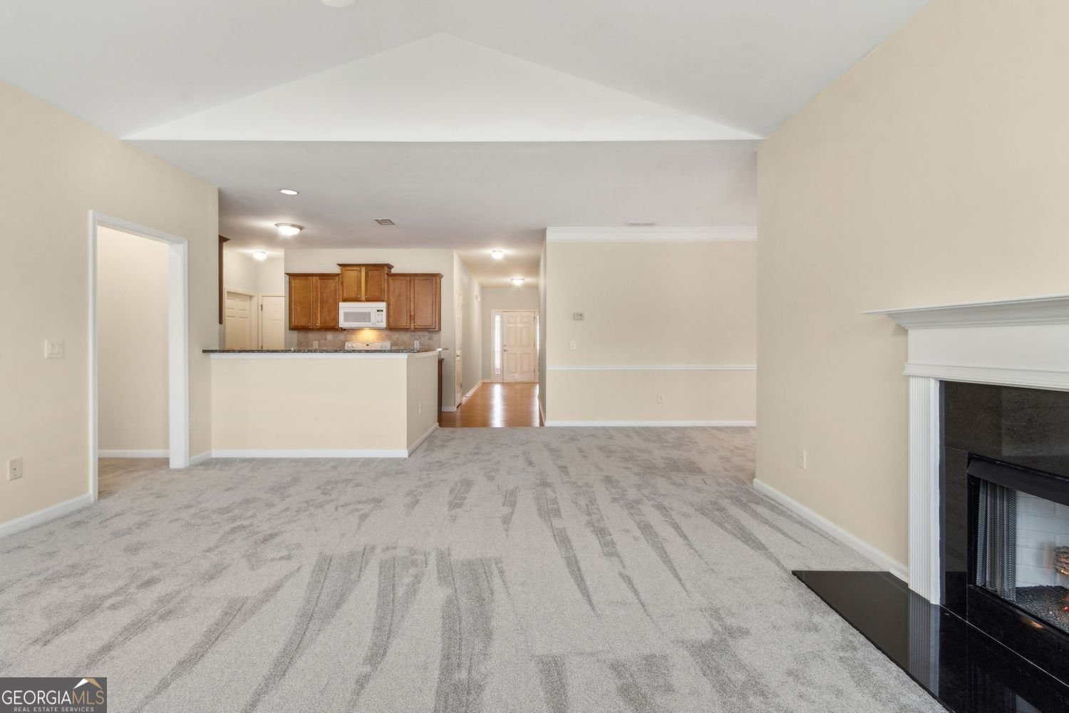 816 Ideal Place Winder - 17