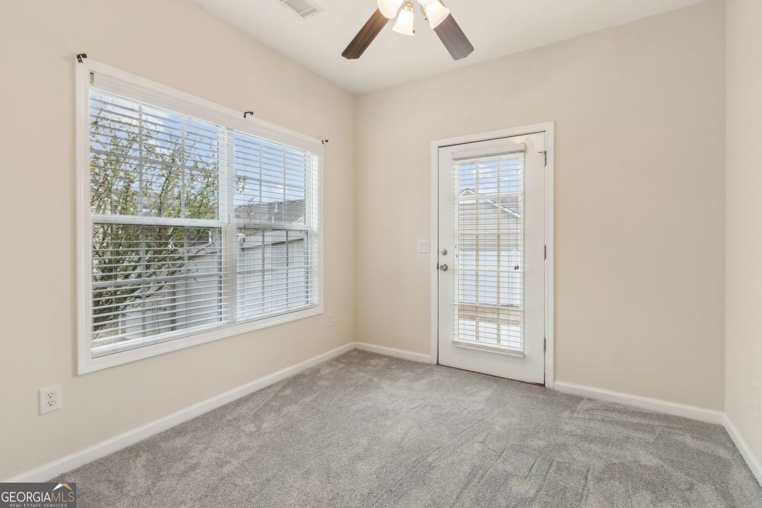 816 Ideal Place Winder - 22