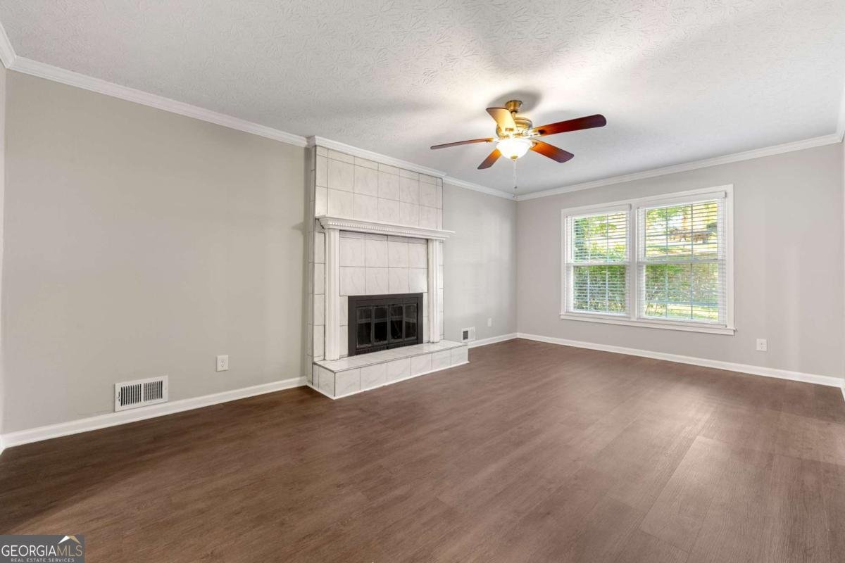 4574 Woodland Circle Roswell - 5