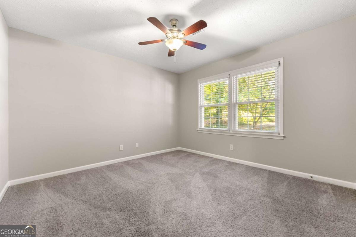 4574 Woodland Circle Roswell - 6