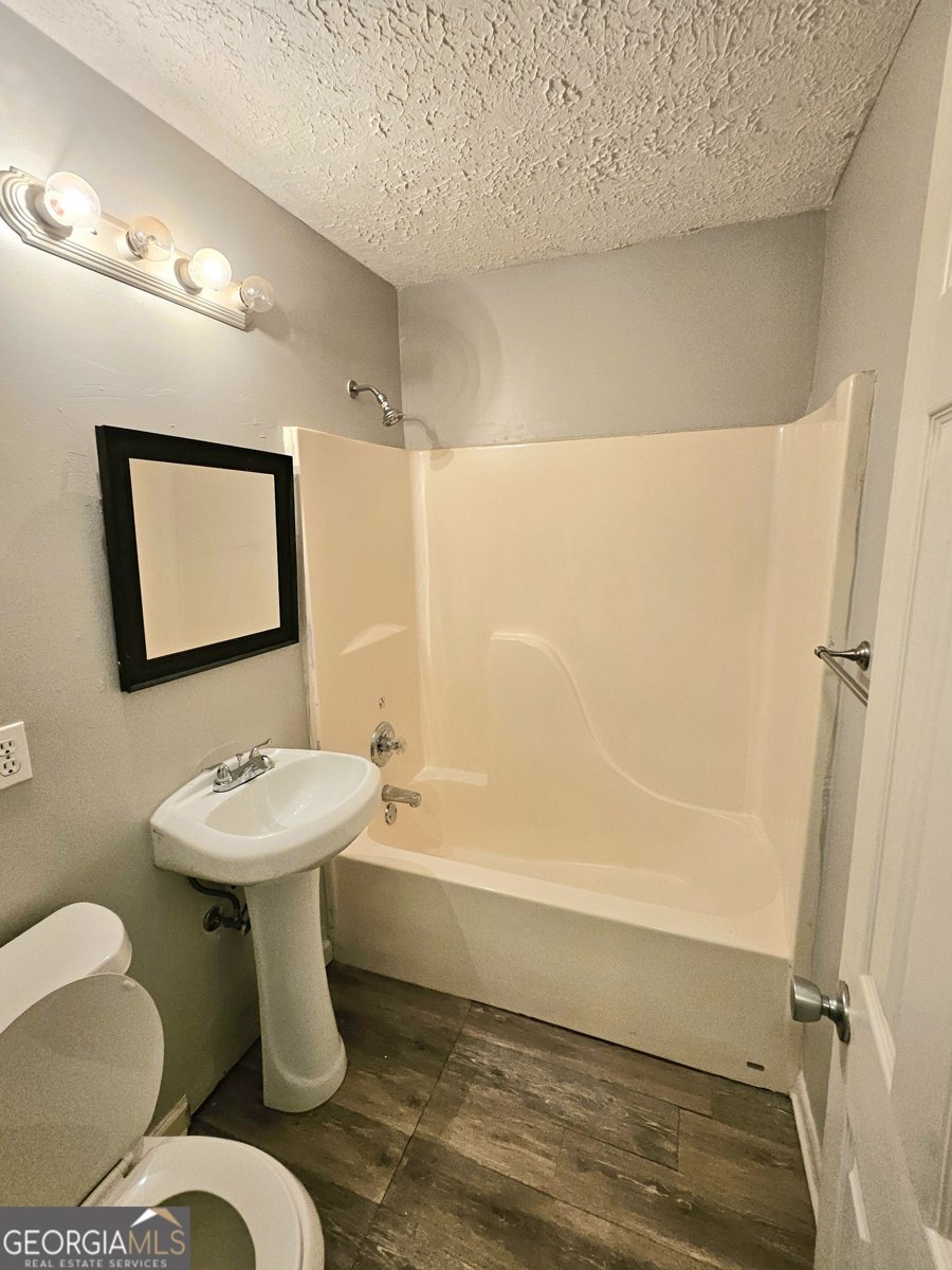 8030 Trinity Park Drive Riverdale - 4