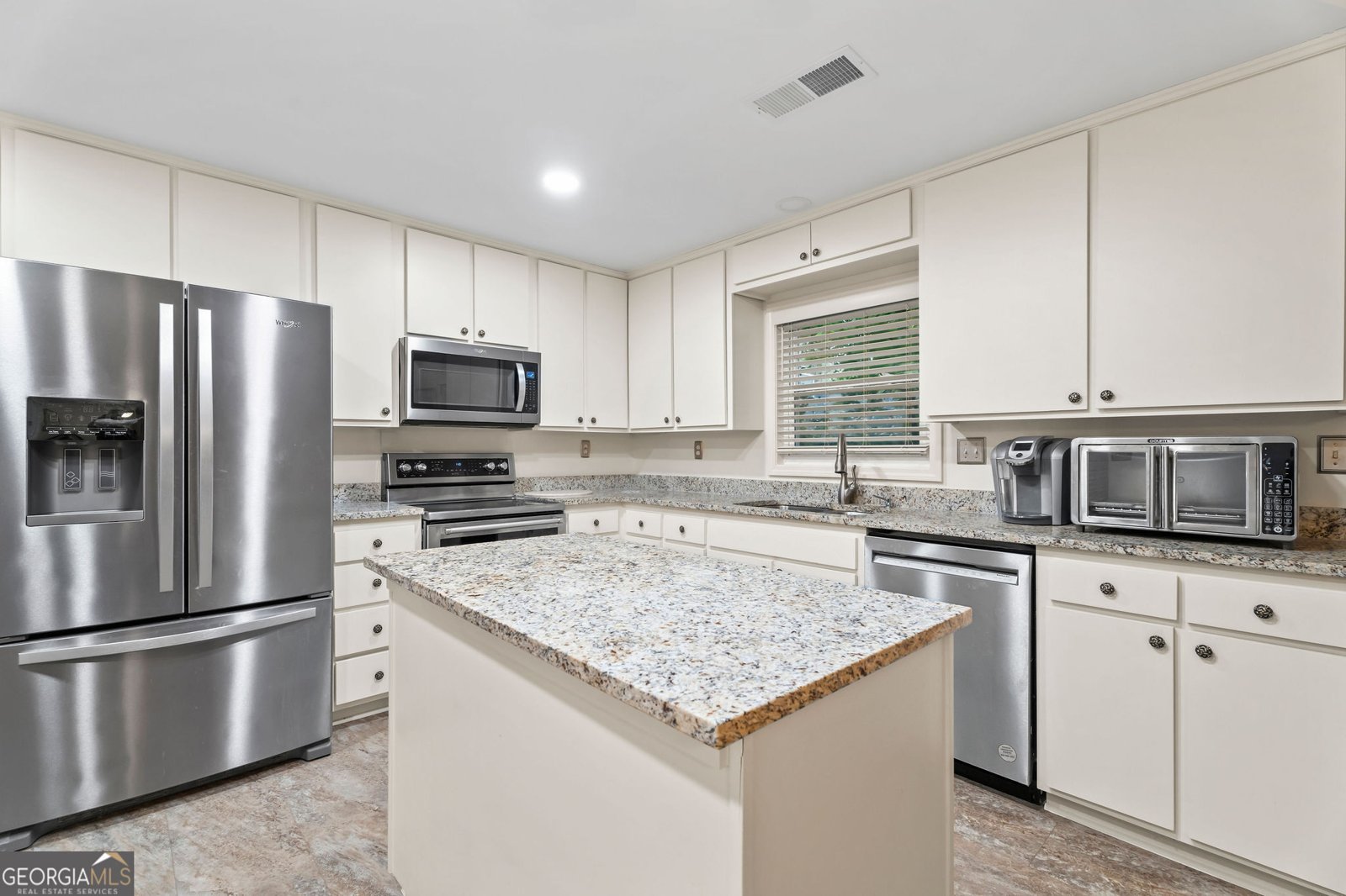 4040 Summit Drive Marietta - 4