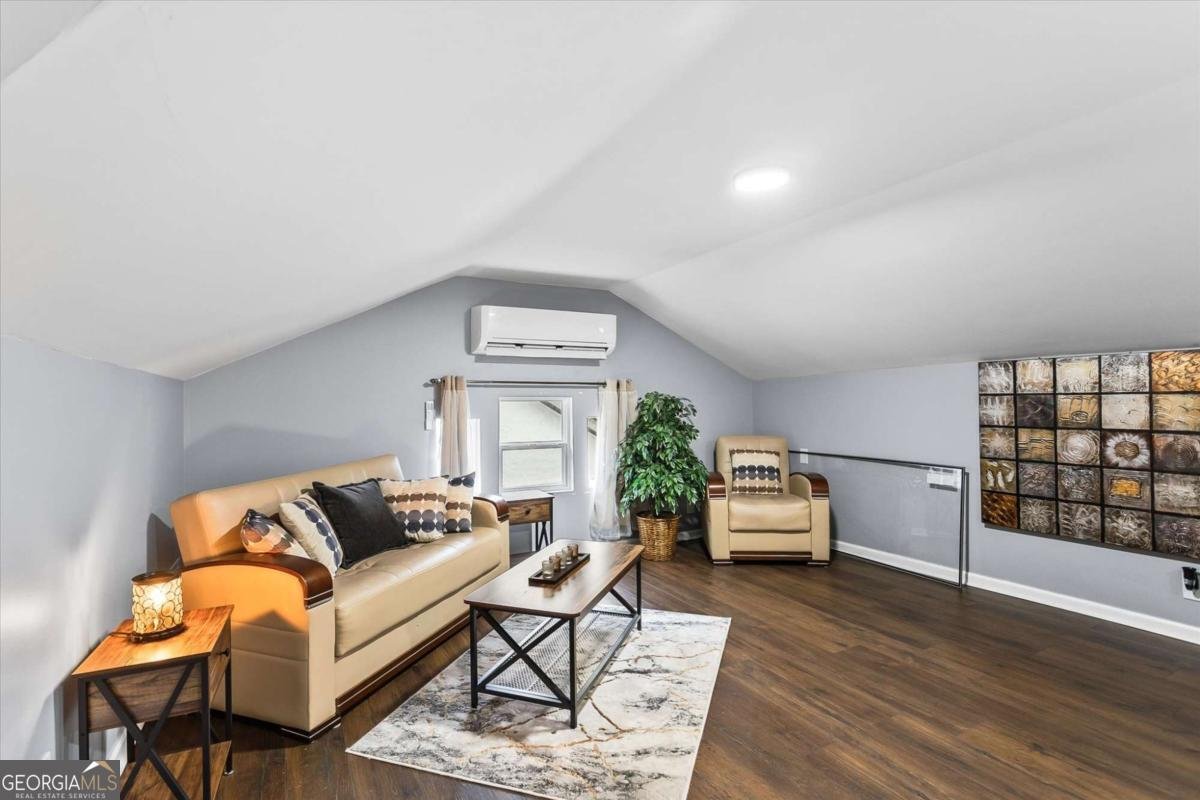 3216 Dogwood Drive Atlanta - 26