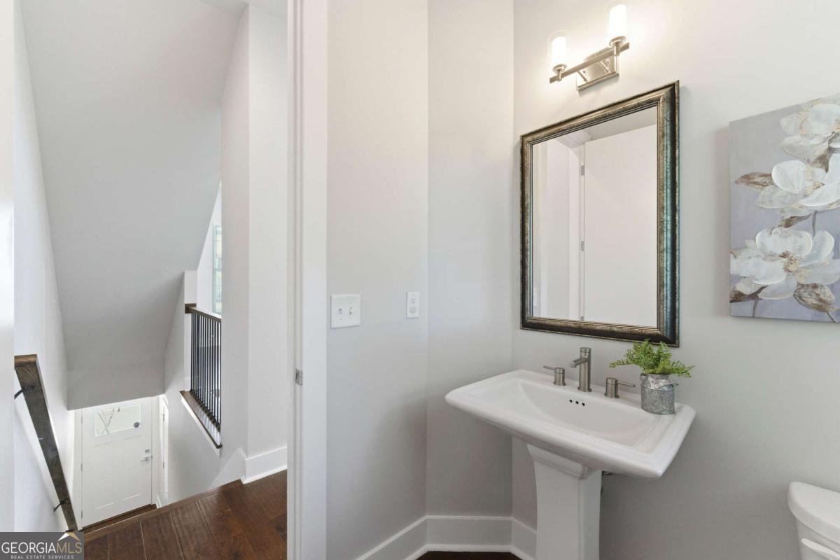 721 Taylor Court Atlanta - 4