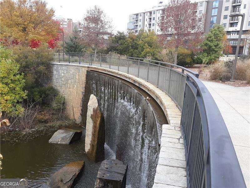 1015 Mcgill Park Avenue Atlanta - 25