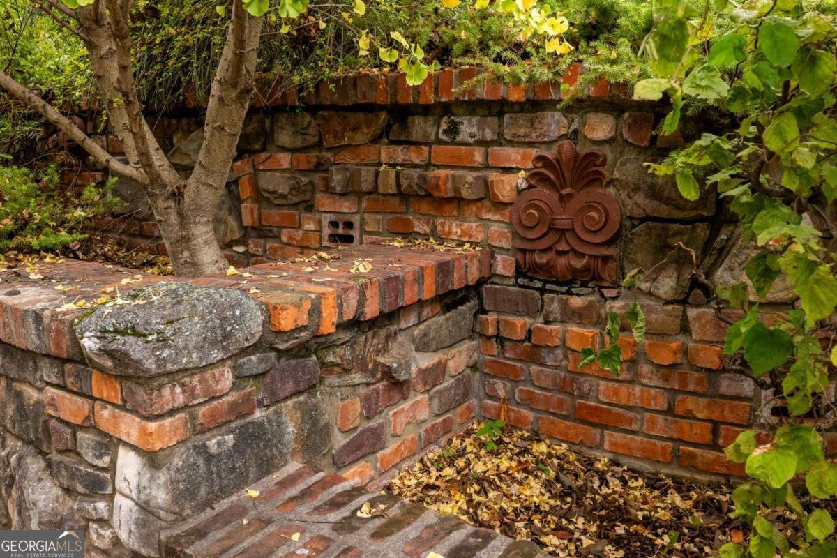 314 Elmira Place Atlanta - 76