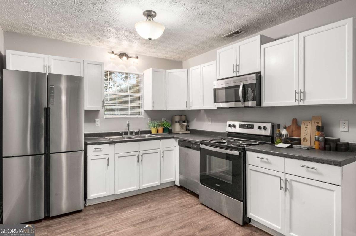 207 Antebellum Court Riverdale - 2